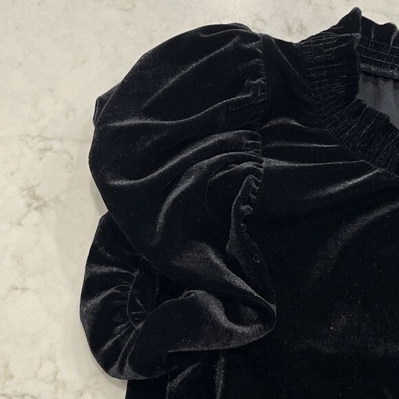 Free People NEW XS Terese Top Black Velvet Cropped Tie Smocked Neck Short Sleeve - Picture 5 of 12